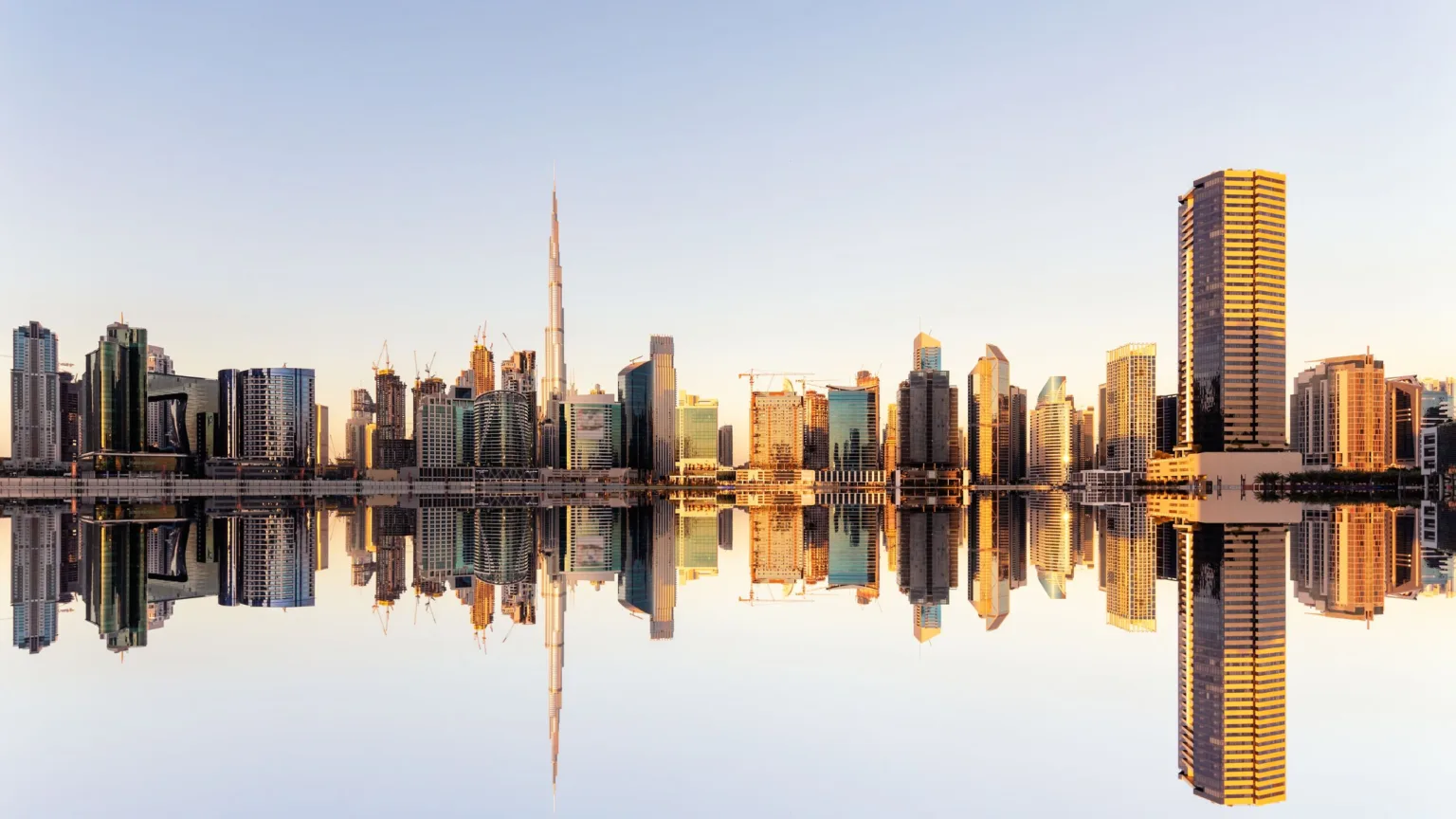 Iconic Towers Dubai